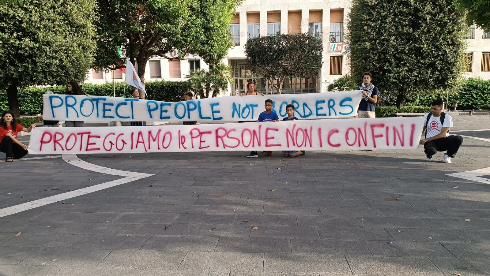 Il Mediterraneo non è un confine da difendere ma uno spazio di vite da proteggere